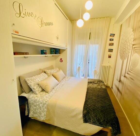 Appartamento Incantevole Con Posto Auto Riservato Clic House