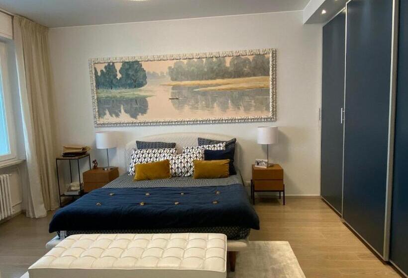 Appartamento Incantevole Con Posto Auto Riservato Clic House