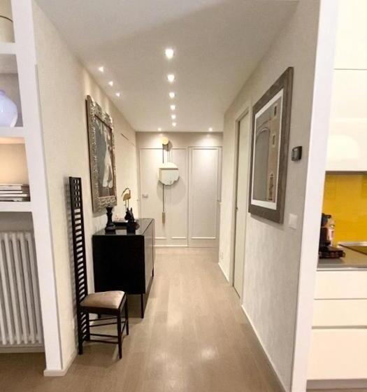 Appartamento Incantevole Con Posto Auto Riservato Clic House