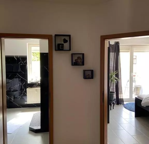 City Apartment #2 Bei Der Porzellan Manufaktur