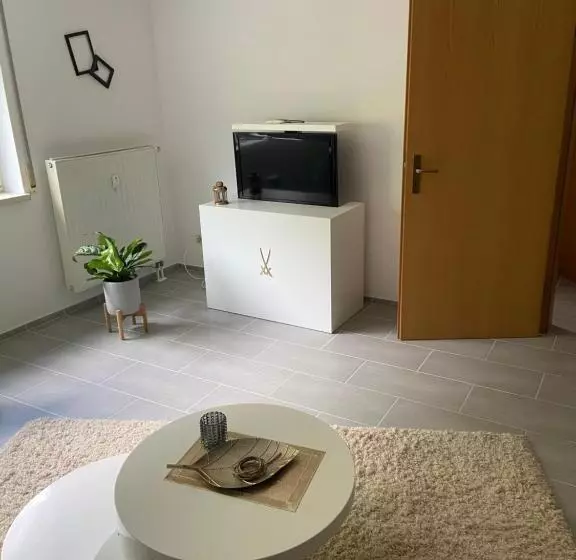 City Apartment #2 Bei Der Porzellan Manufaktur