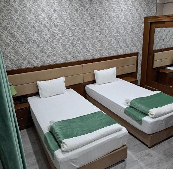 בית מלון כפרי Golden Minaret With Restaurant