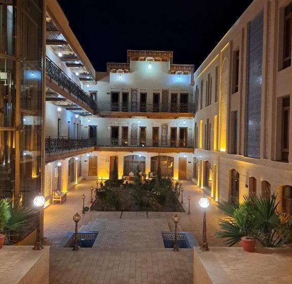 בית מלון כפרי Golden Minaret With Restaurant