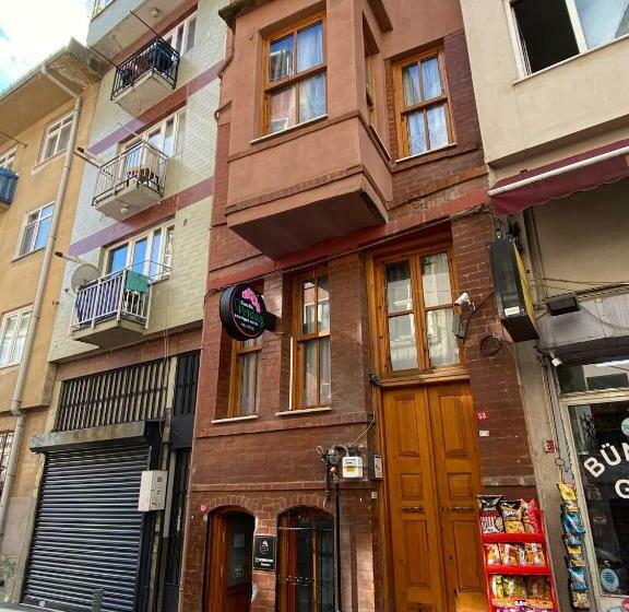 ホテル Casa De Fri̇da S Beşi̇ktaş