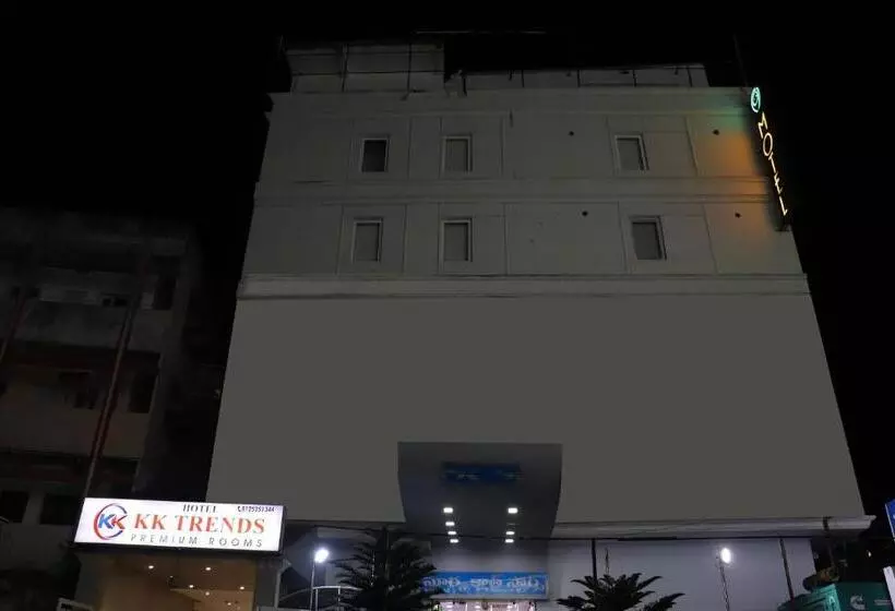 ホテル Collection O Kk Trends