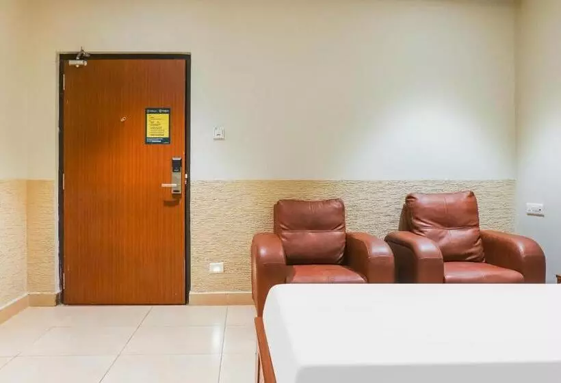 ホテル Collection O Kk Trends