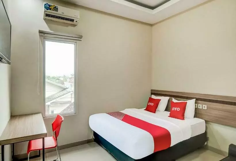 هتل Oyo 90986  Srikandi Adisucipto