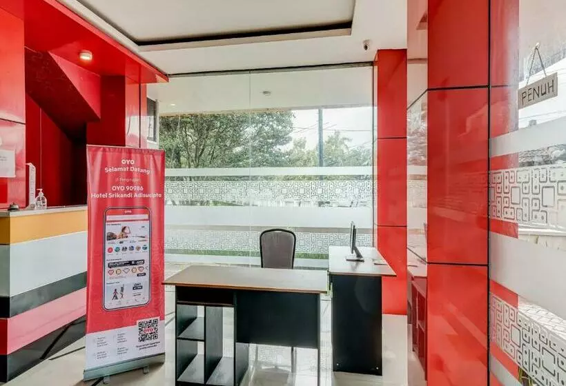 هتل Oyo 90986  Srikandi Adisucipto
