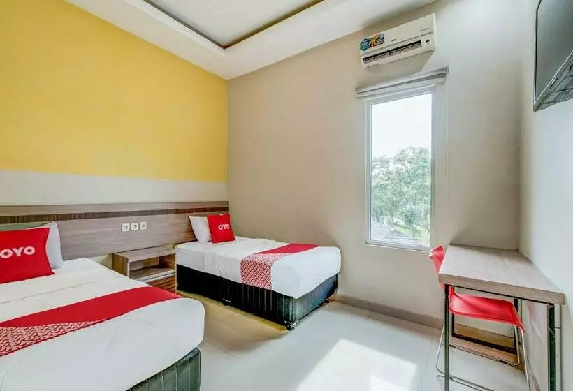 هتل Oyo 90986  Srikandi Adisucipto