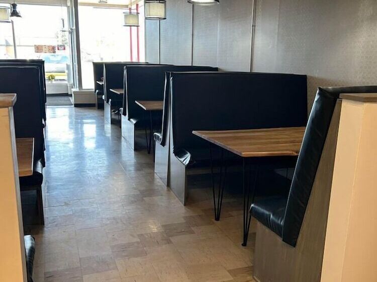 Szálloda Parkside Inn