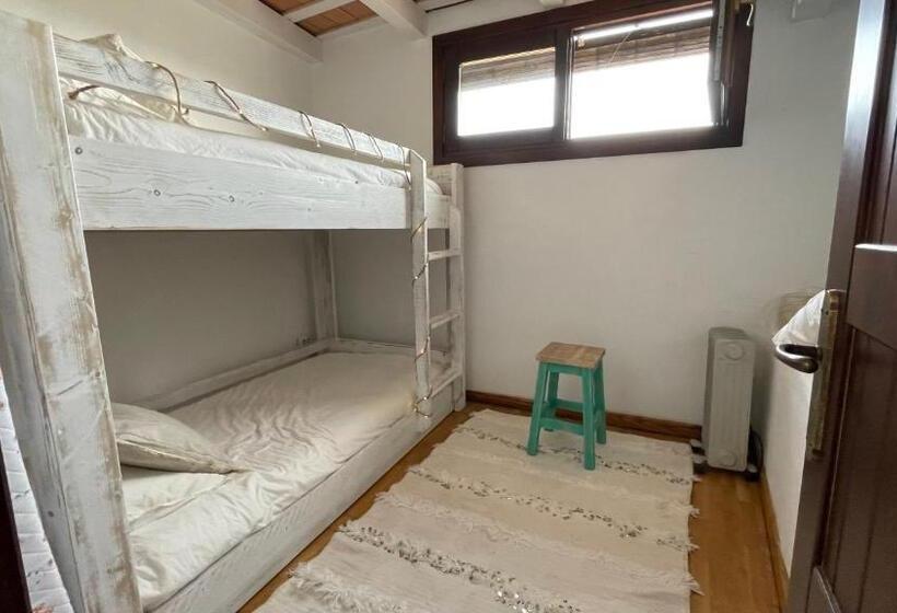 Preciosa Casa De Pueblo Con Vistas Y Patio