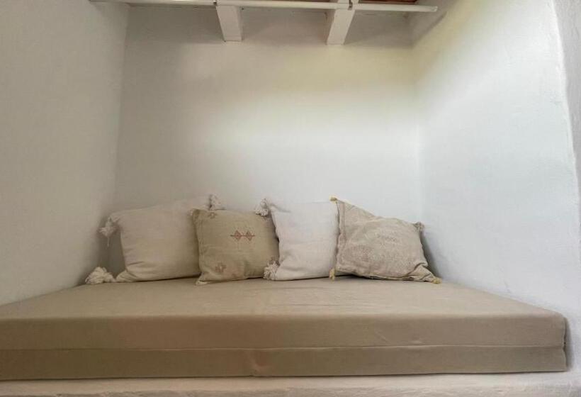 Preciosa Casa De Pueblo Con Vistas Y Patio