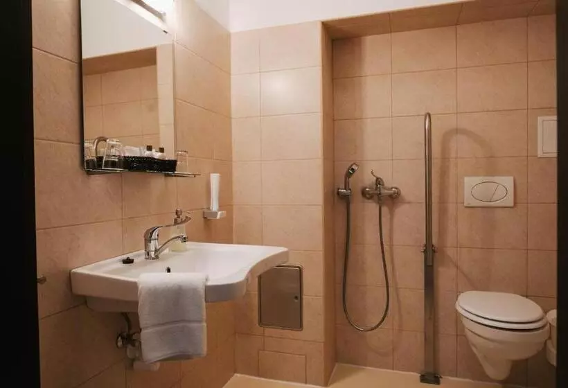 Rókusfalvy Birtok Vendégház Etyek