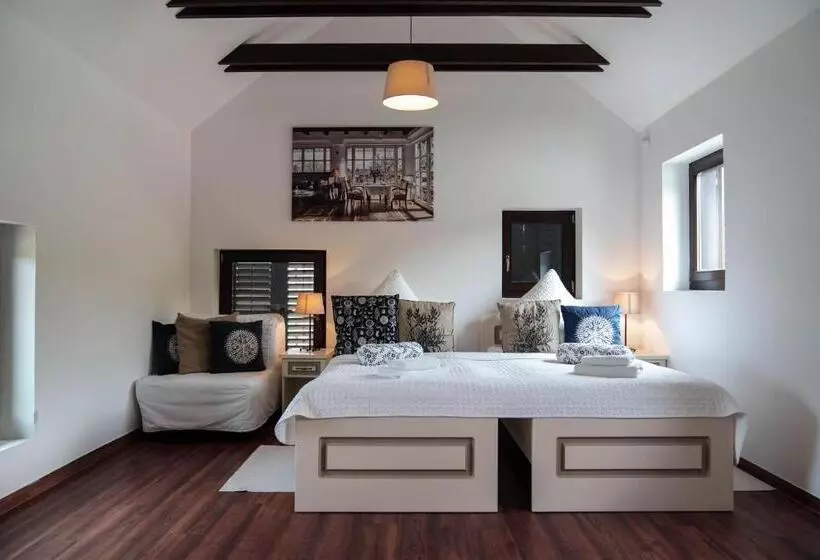 Rókusfalvy Birtok Vendégház Etyek