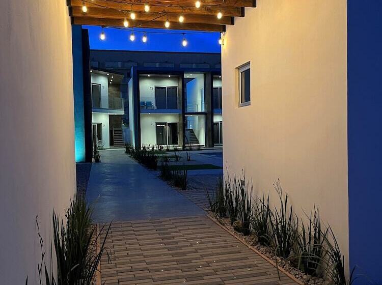 The Cove Boutique Hotel Adults Only