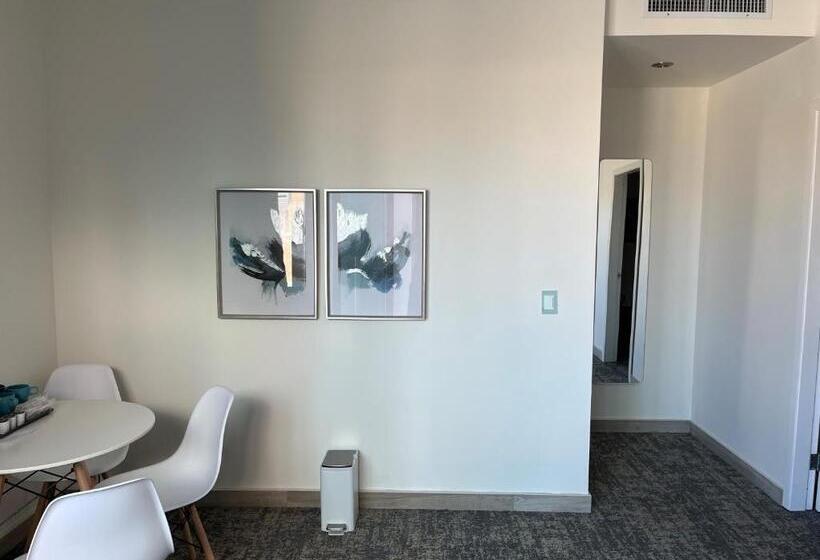 The Cove Boutique Hotel Adults Only