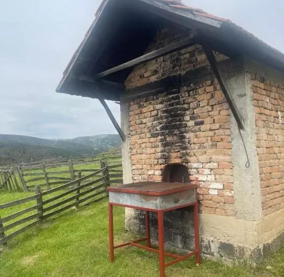 Dedina Kuća