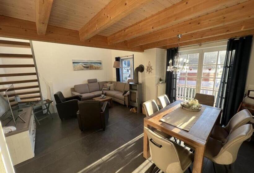 Ferienhaus Kapitänseck Greetsiel