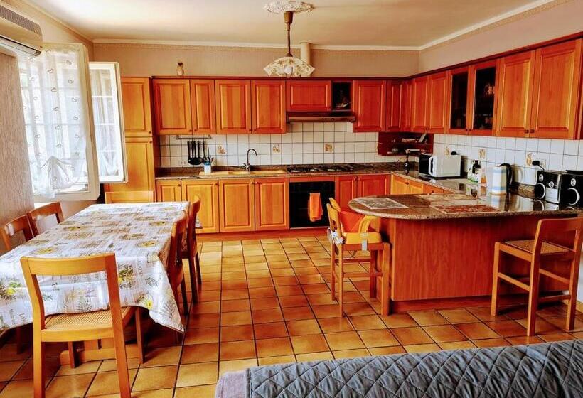 Kidonia   Mountain Iseo Lake