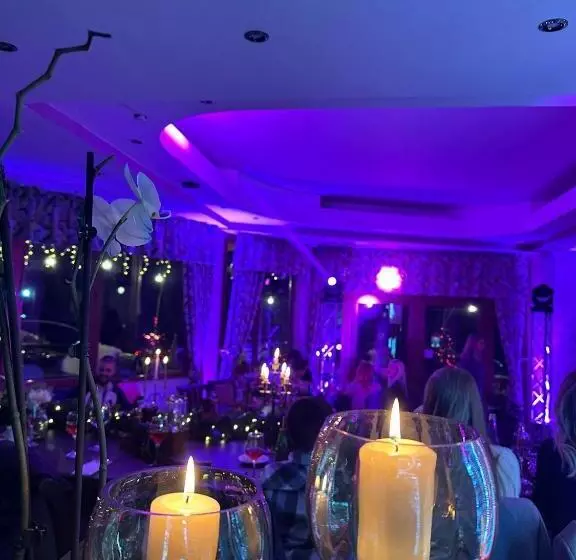 Pensiunea Izvoare Olanesti 3