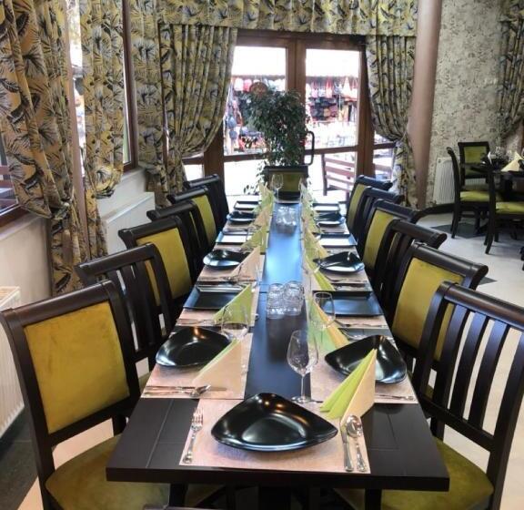 Pensiunea Izvoare Olanesti 3