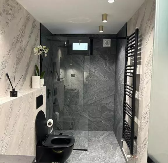 Pensiunea Izvoare Olanesti 3