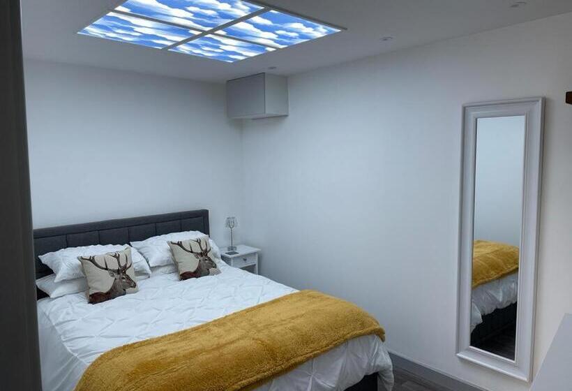 The Old Piggery Barn