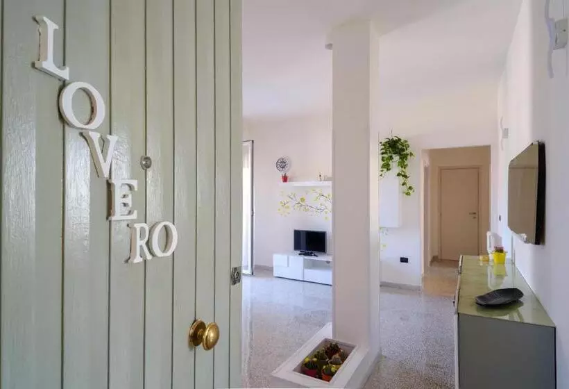 The Queen In Love Ro