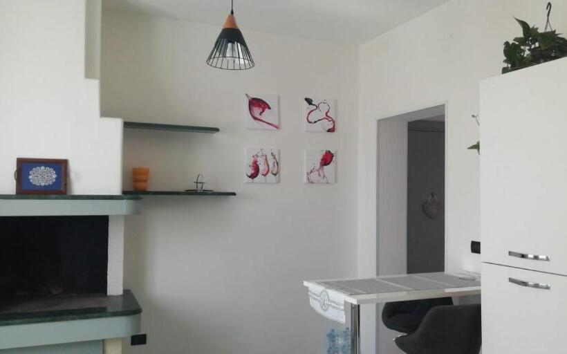 The Queen In Love Ro