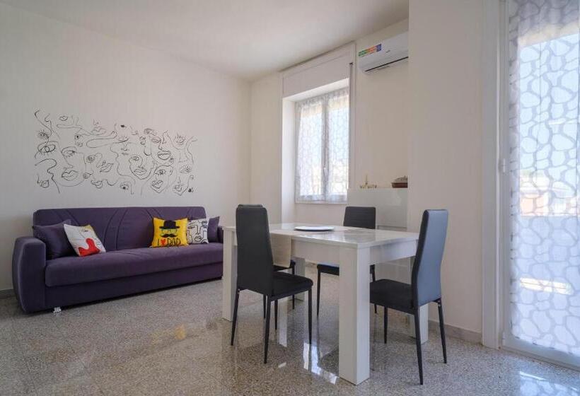 The Queen In Love Ro