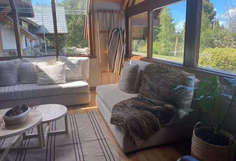 Retkeilymaja Hostería Las Nieves