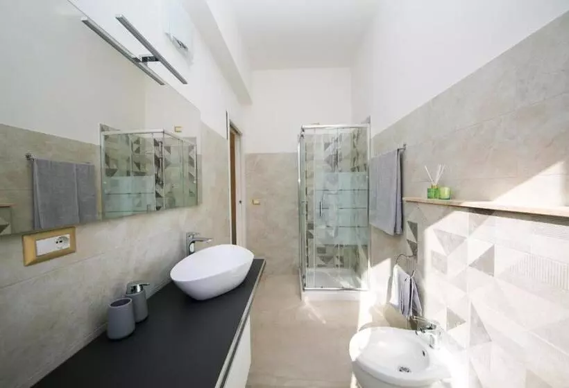 تختخواب و صبحانه Viale Italia Boutique Rooms