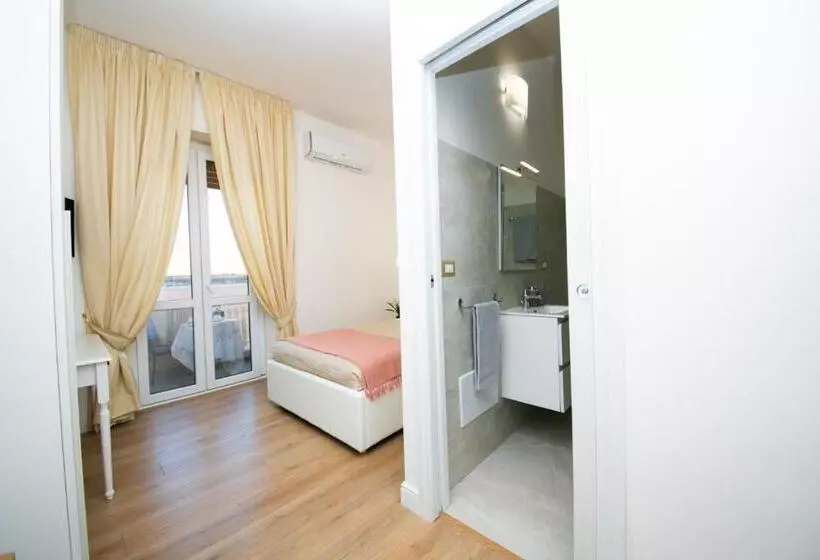 تختخواب و صبحانه Viale Italia Boutique Rooms
