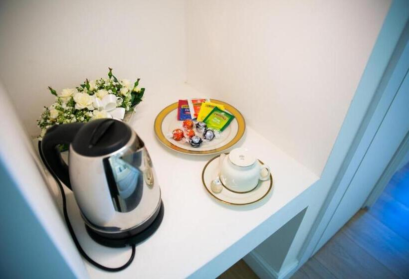 צימר Viale Italia Boutique Rooms