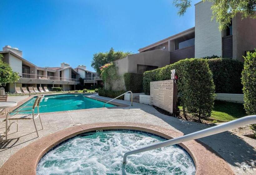 Large Creekside Studio At Shadow Mountain Resort And Club