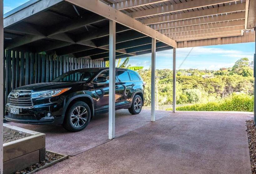 Skomer House Stay Waiheke