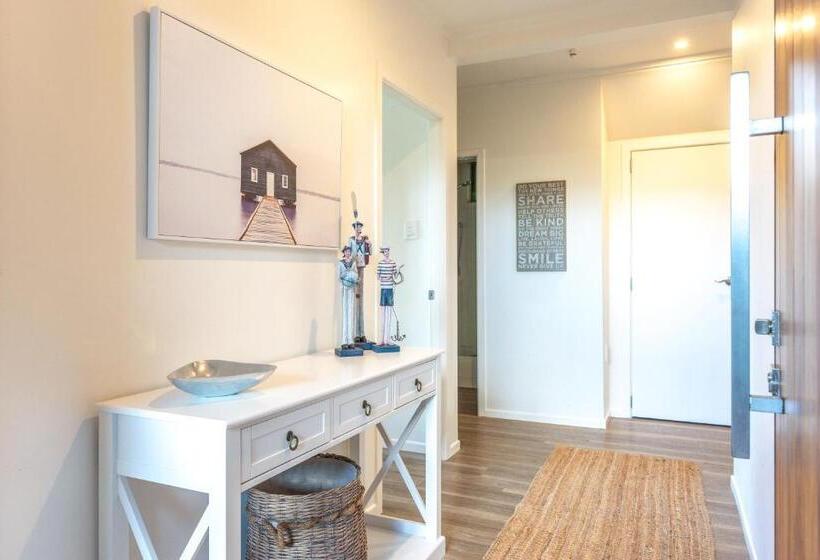 Skomer House Stay Waiheke