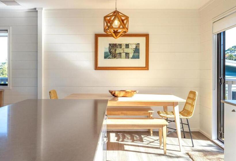 Skomer House Stay Waiheke