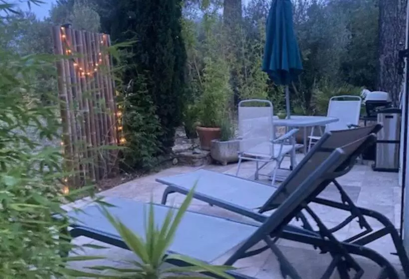 Villa Des Oliviers