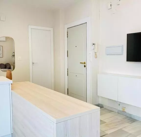 Alora Home   Hostatel