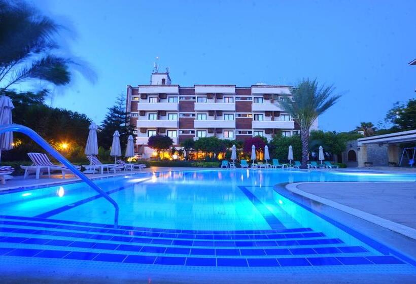 Anadol Hotel & Pool At Kyrenia City Center