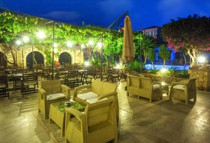 Anadol Hotel & Pool At Kyrenia City Center