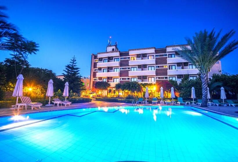 Anadol Hotel & Pool At Kyrenia City Center