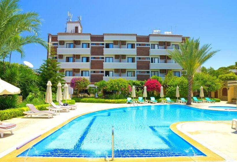 Anadol Hotel & Pool At Kyrenia City Center