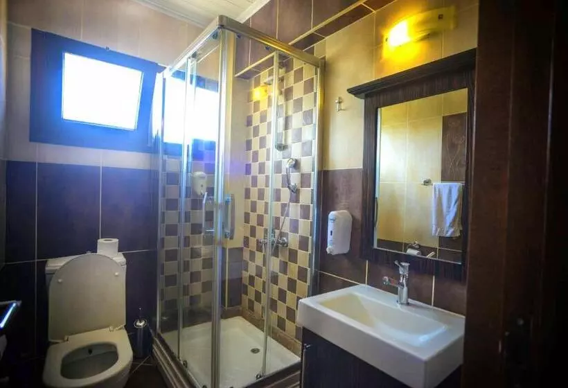 Anadol Hotel & Pool At Kyrenia City Center