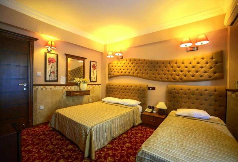 Anadol Hotel & Pool At Kyrenia City Center