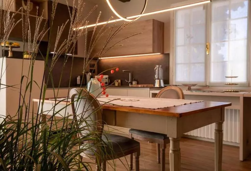 Aamiaismajoitus (B&B) Villa Elia Suite Room