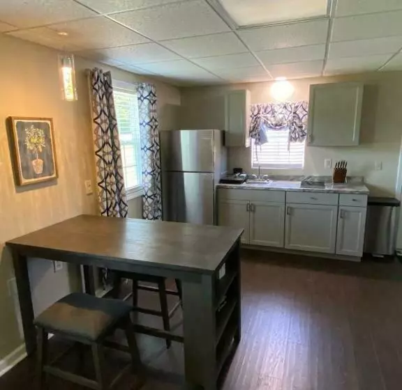 ホテル Andy Griffith Parkway Inn