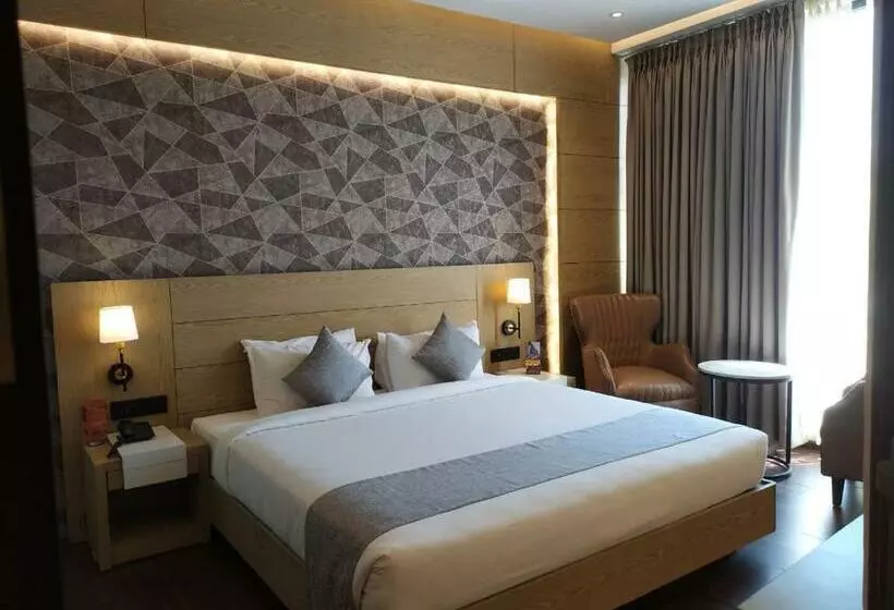Hotelli Mothimahal Residency Thrissur