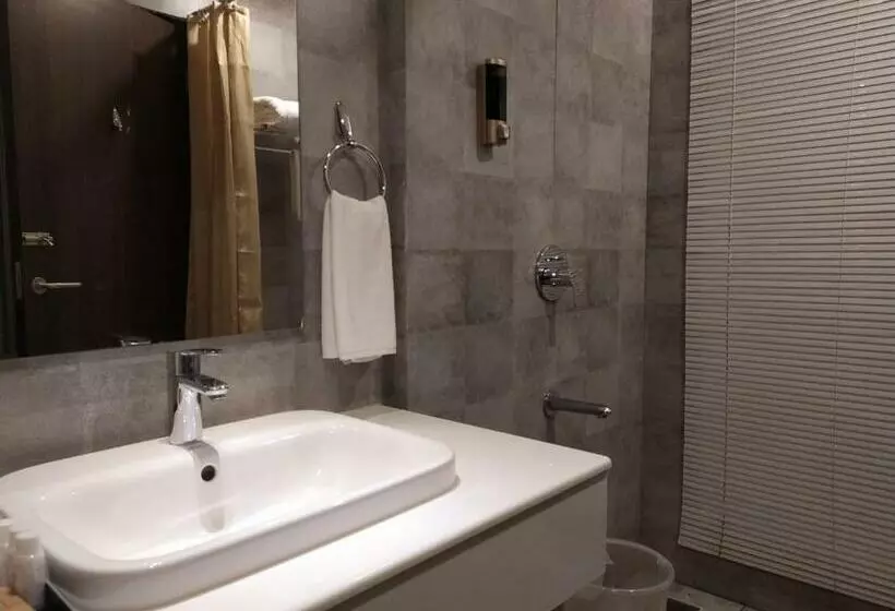 Hotelli Mothimahal Residency Thrissur